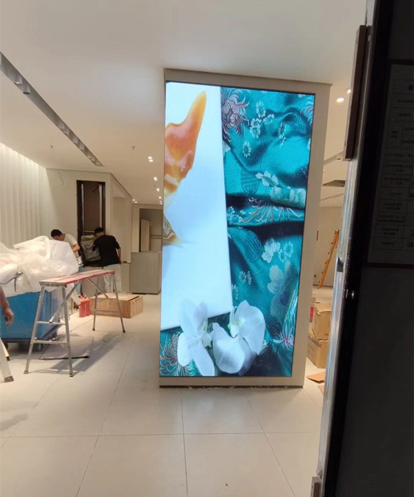 蒸湘商场门店转角LED显示屏